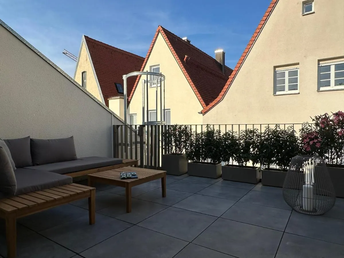 Apartment Truly - Direkt Am Rathausplatz, Dachterrasse Mit Blick Auf Perlachturm, Garage, Fahrstuhl Augsburg